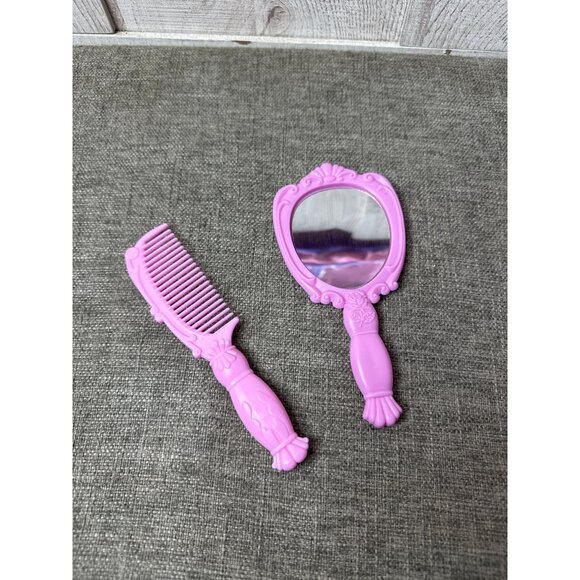 Melissa & Doug Hair Stylist Pretend Play Set w/ Smock & Tools Dress Up Costume - Picture 5 of 12